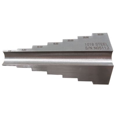 1018 Thép 7 bước ống hiệu chuẩn khối với 2,5-5-10-15-20-25-30mm Độ dày cho thử nghiệm siêu âm